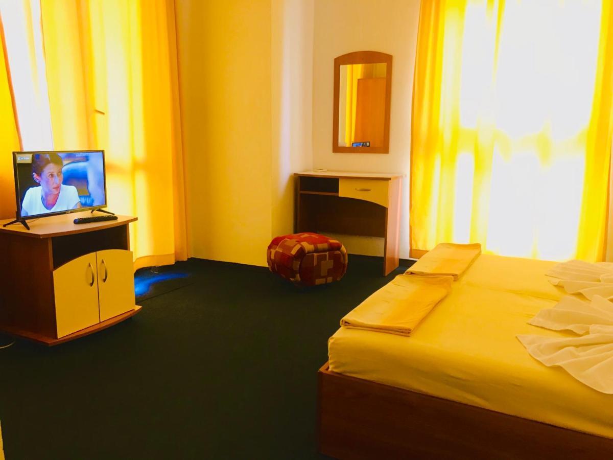 Family Hotel Friends Πριμόρσκο Εξωτερικό φωτογραφία