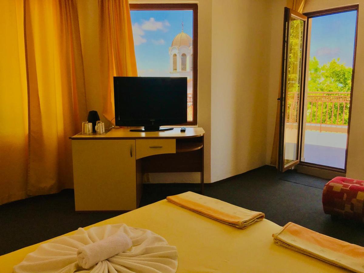 Family Hotel Friends Πριμόρσκο Εξωτερικό φωτογραφία