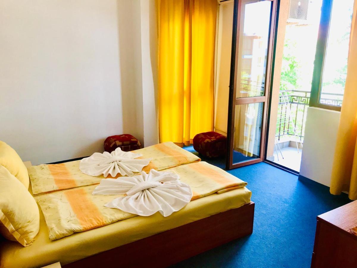 Family Hotel Friends Πριμόρσκο Εξωτερικό φωτογραφία