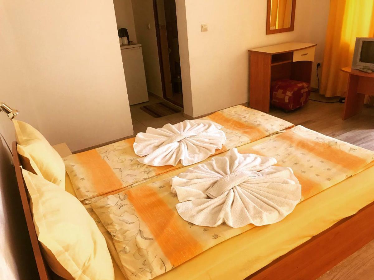 Family Hotel Friends Πριμόρσκο Εξωτερικό φωτογραφία