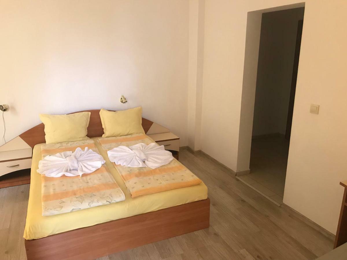 Family Hotel Friends Πριμόρσκο Εξωτερικό φωτογραφία