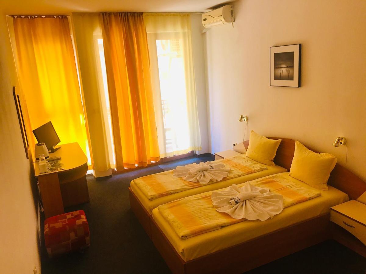 Family Hotel Friends Πριμόρσκο Εξωτερικό φωτογραφία