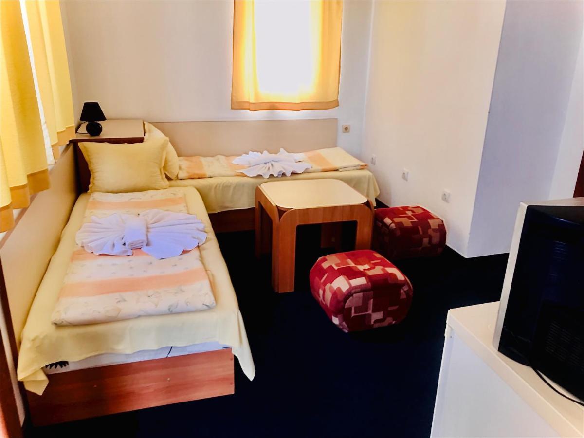 Family Hotel Friends Πριμόρσκο Εξωτερικό φωτογραφία